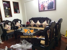 Làm đệm ghế gỗ giả cổ cho cô Huệ ở Trần Quốc Hoàn