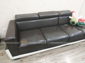 Thay vỏ các phần ghế sofa bị rách cho bộ ghế sofa ở Nguyễn Phong Sắc