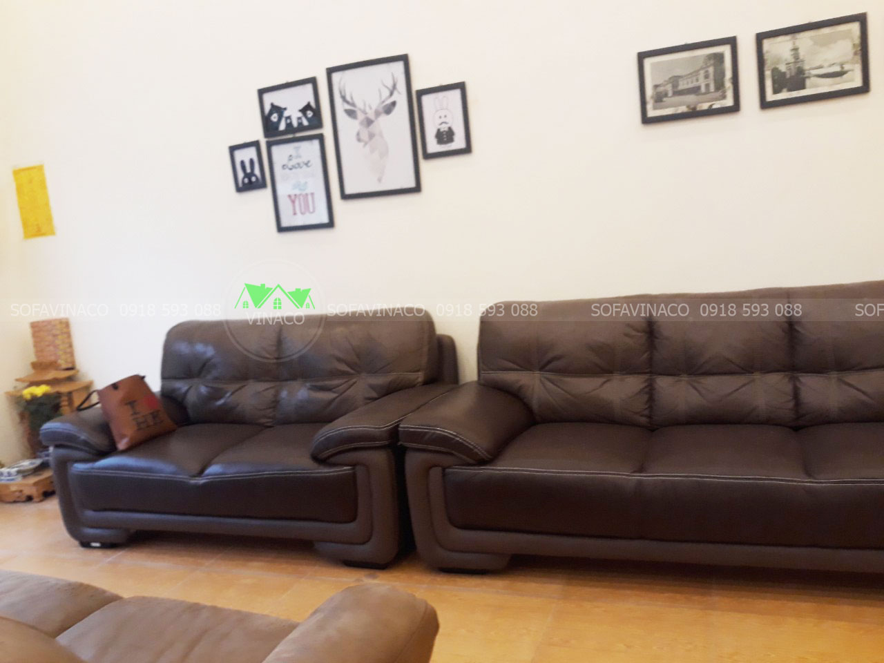Bọc ghế sofa da thật cao cấp tôn lên sự đẳng cấp cho không gian phòng khách