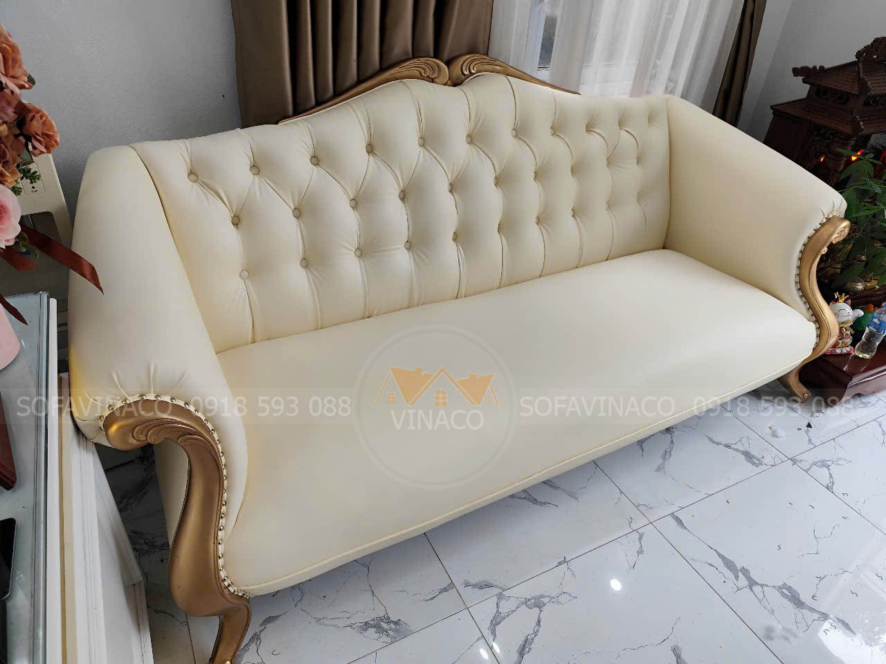 Bộ ghế sofa tân cổ điển sau khi hoàn thiện với chất liệu da microfiber cao cấp