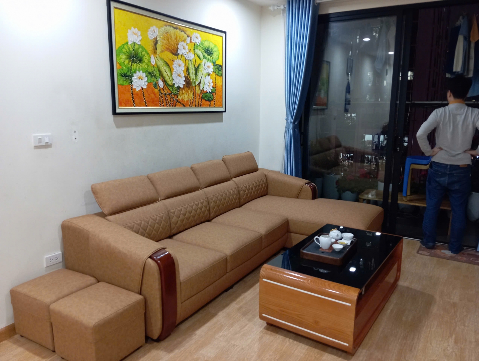 Bọc ghế sofa cho khách hàng tại Mỹ Đình 