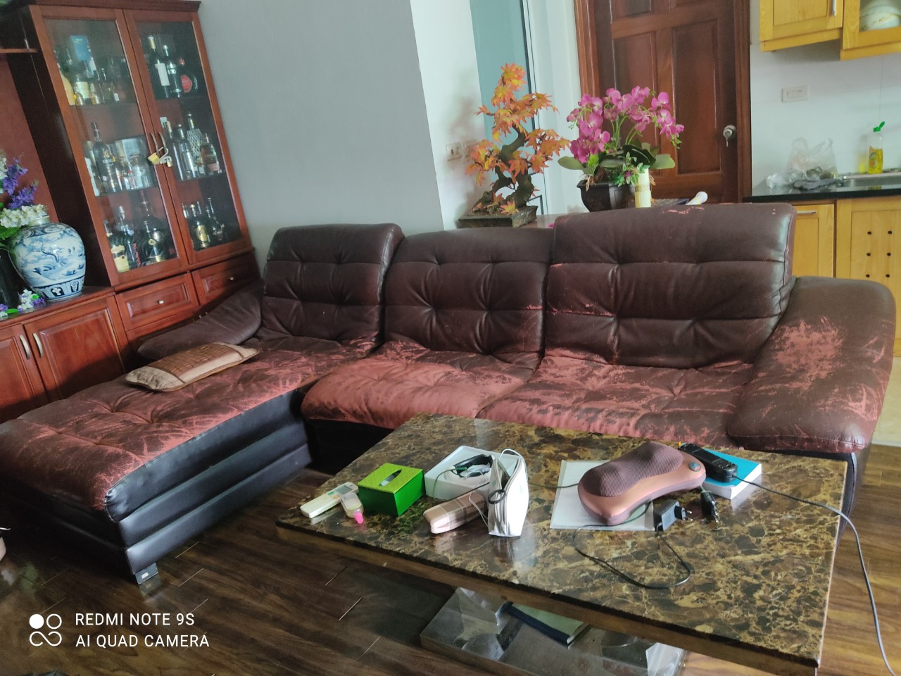 Bộ ghế sofa góc bị phai màu da cho chị Hà - Tố Hữu