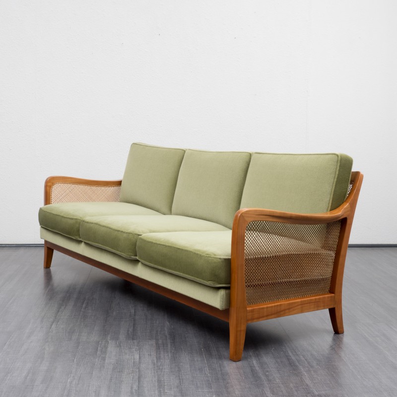 Ghế sofa và các dòng ghế sofa da vải gỗ giá rẻ tại nhà Hà Nội