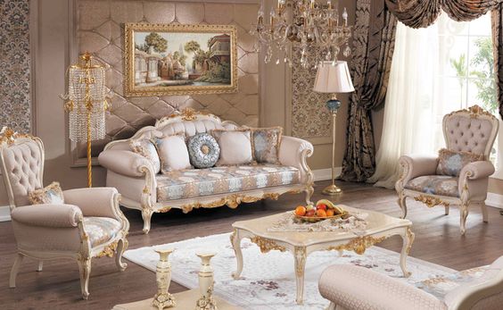 Phòng khách với Style Châu Âu nhờ ghế sofa cổ điển