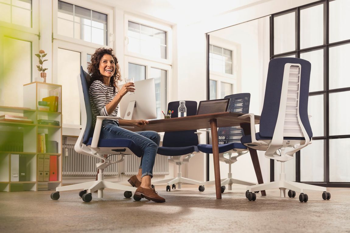 Tại sao bạn phải bọc ghế văn phòng thường xuyên?