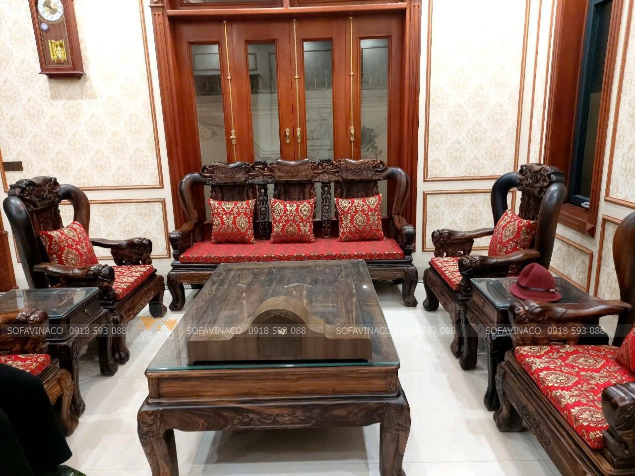 Có nên dùng đệm ghế gỗ phòng khách không dùng dây buộc?