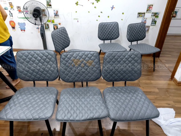 Ghế Ăn Bị Rách Da, Xẹp Đệm: Cách Phục Hồi Đẹp Như Mới