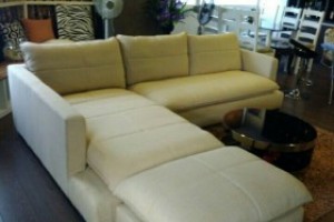 Bọc lại ghế sofa nhập khẩu tại Làng quốc tế Thăng Long