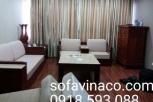 Thay đệm ghế mới cho sofa gỗ phòng khách tại quận Hoàn Kiếm