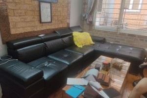 Bọc lại ghế sofa da rách cho khách tại Long Biên