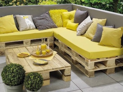 Đóng bàn ghế sofa từ Pallet gỗ siêu dễ dàng